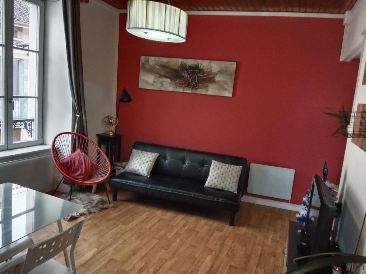 Pounette, Appartement T3 Centre / Thermes Luxeuil Exterior foto
